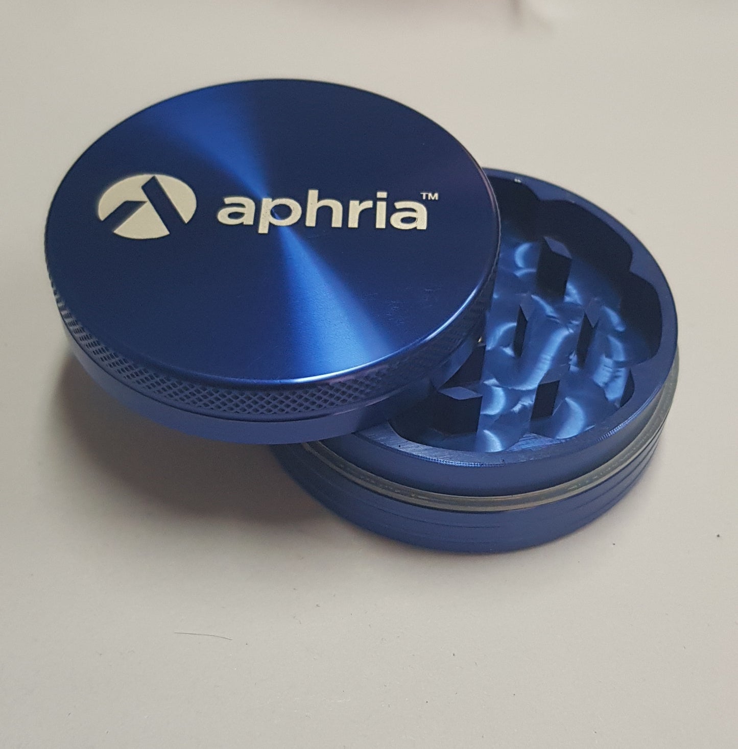 Custom Premium Metal Grinder 2 Part